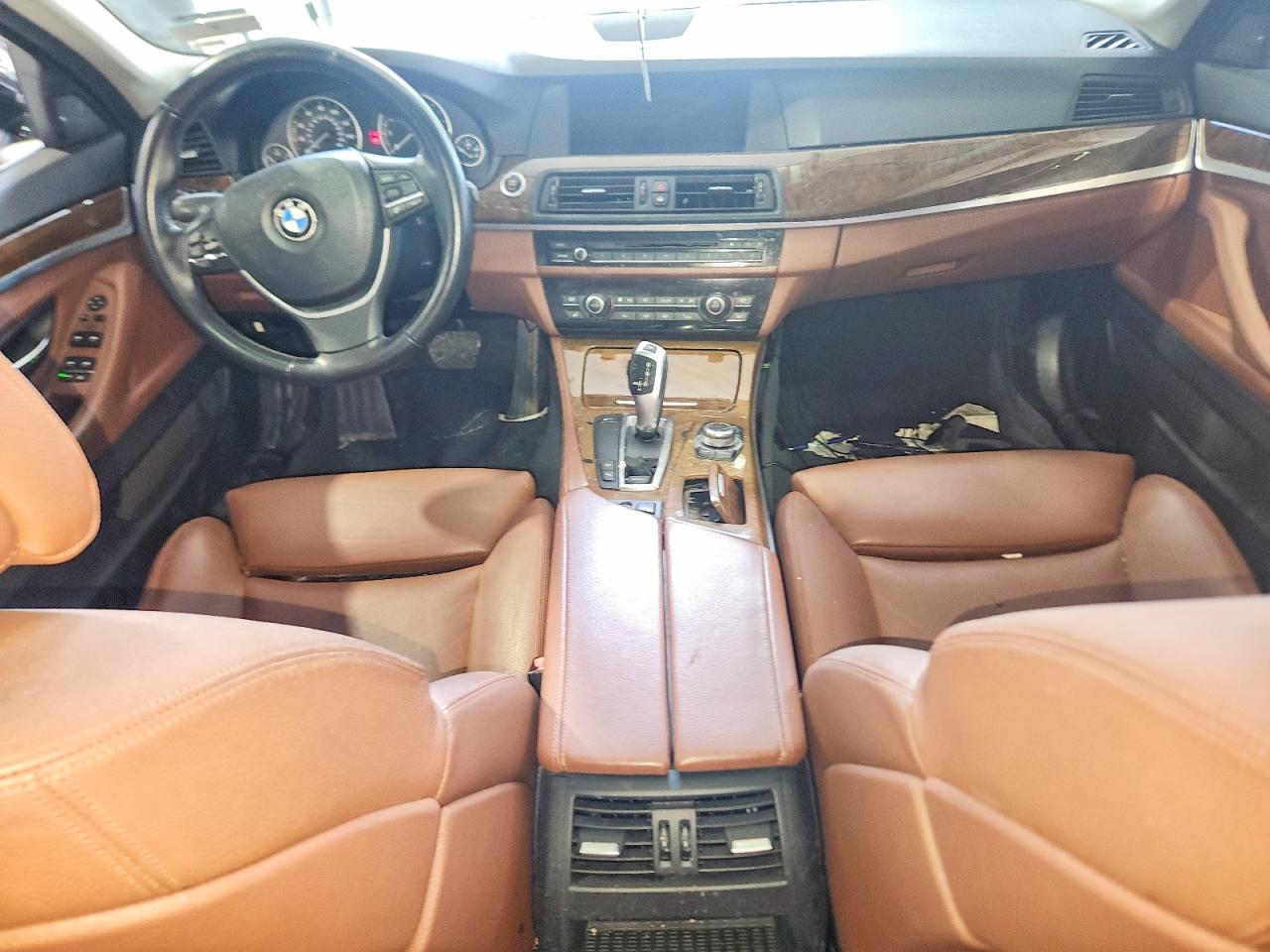 WBAFU9C55BC785351 · 2011 BMW 550 · 8/12