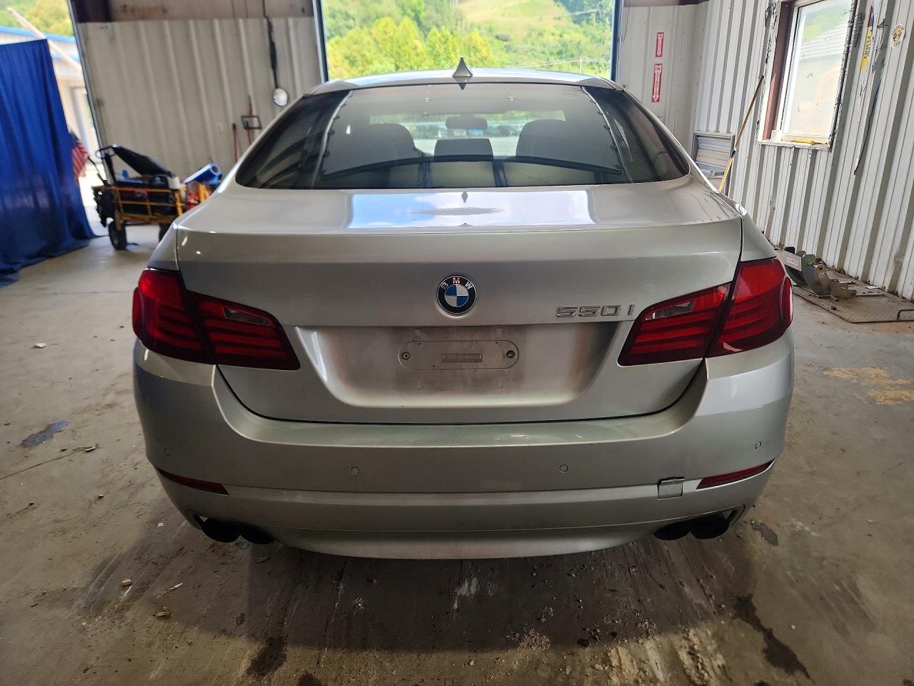WBAFU9C55BC785351 · 2011 BMW 550 · 6/12