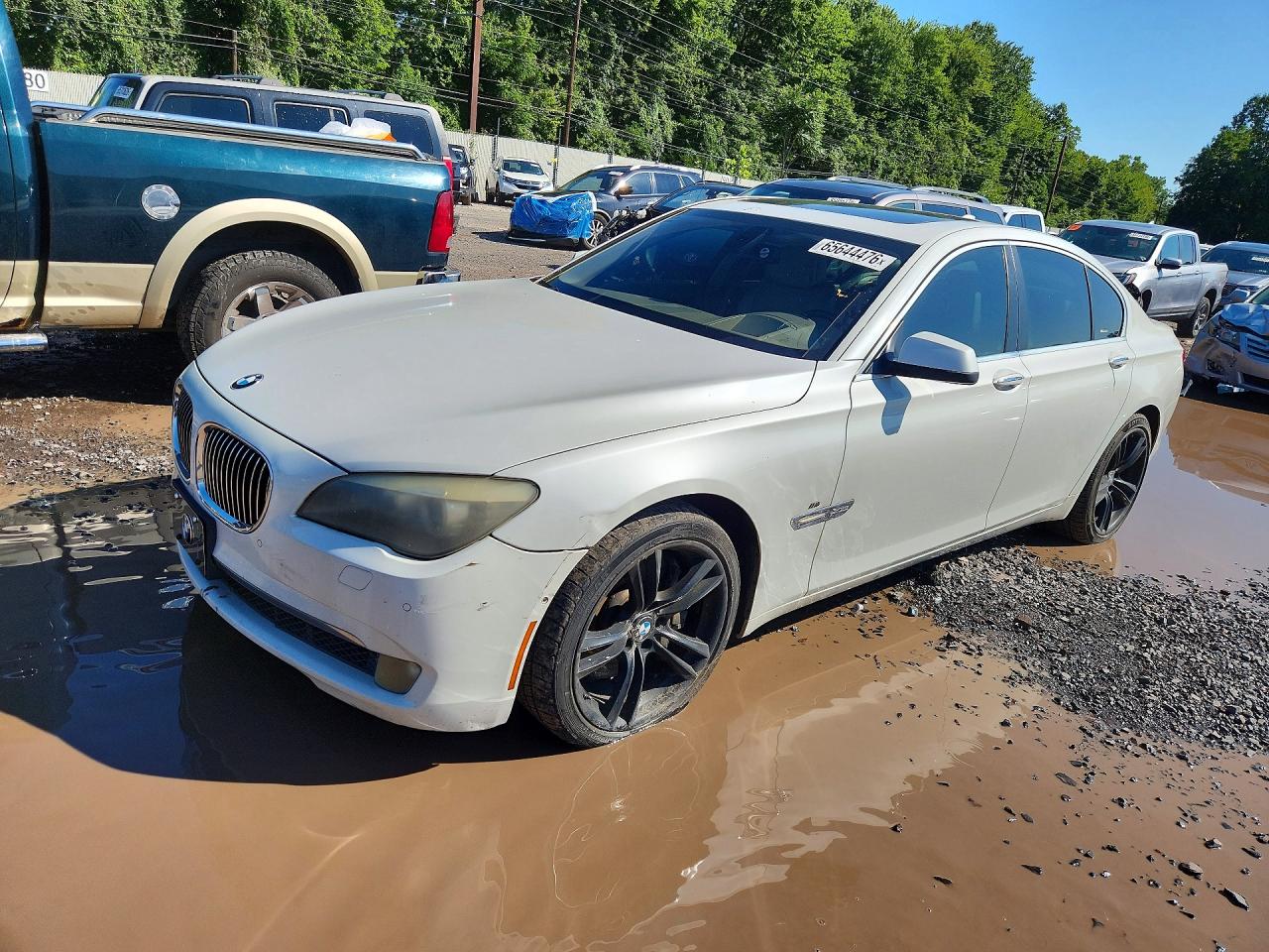 2010 BMW 750