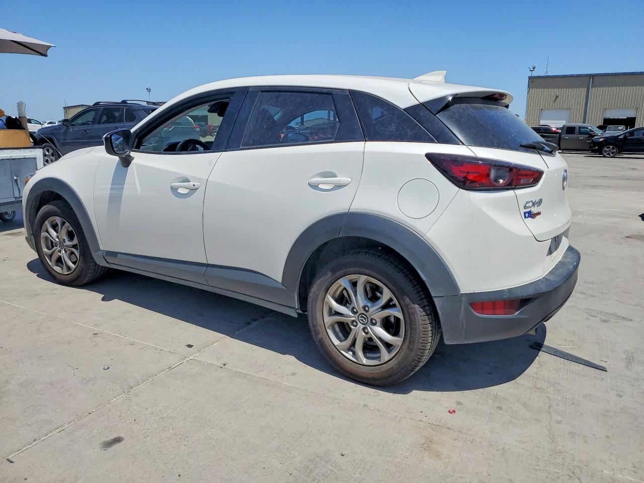 JM1DKDB77L1470506 · 2020 MAZDA CX-3 · 2/12
