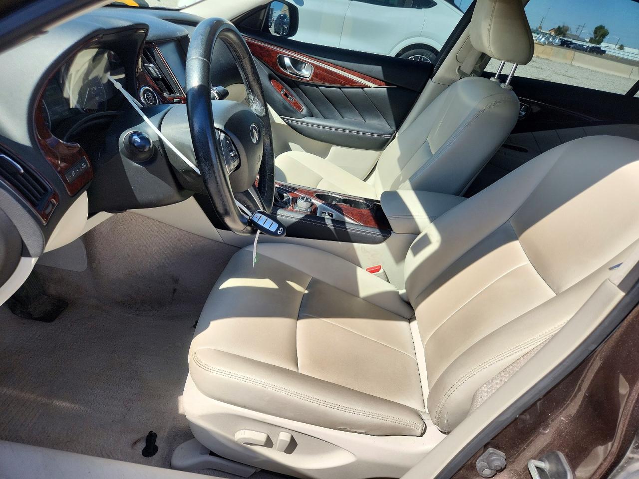 JN1CV7AR2GM250642 · 2016 INFINITI Q50 · 7/12