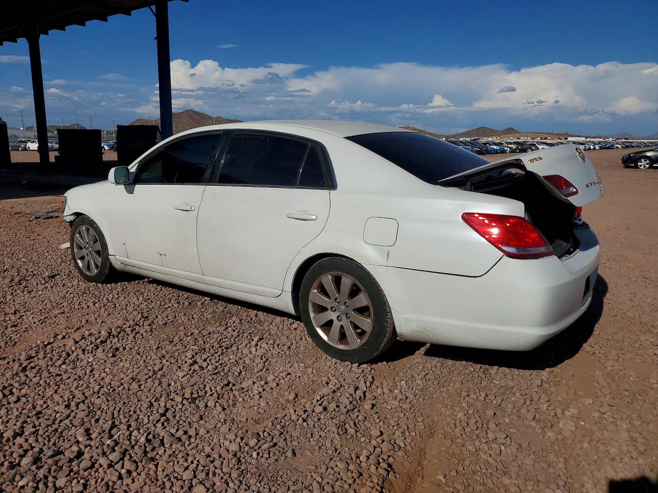 4T1BK36B06U068745 · 2006 TOYOTA AVALON · 2/12
