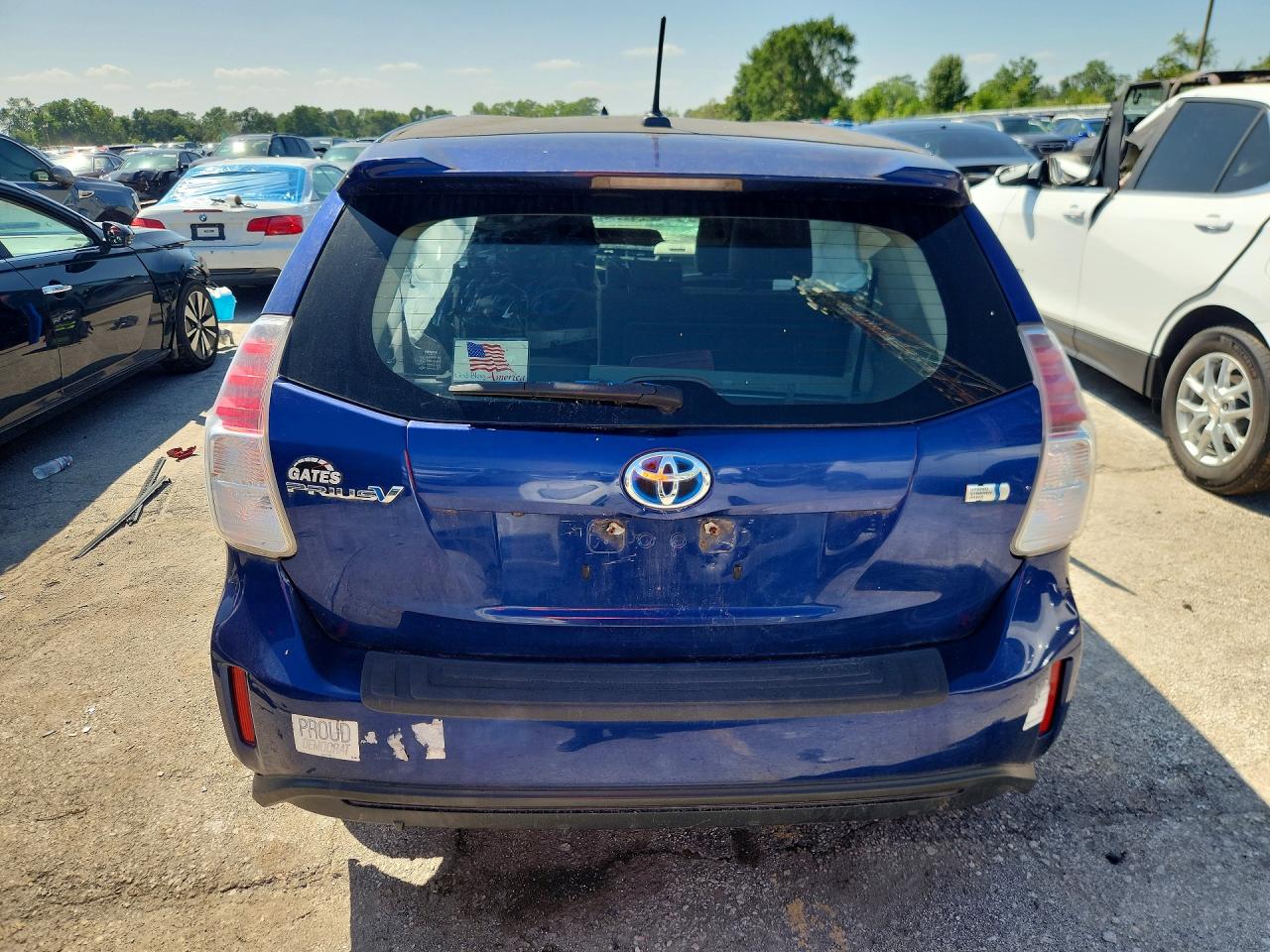 JTDZN3EUXHJ064784 · 2017 TOYOTA PRIUS V · 6/12
