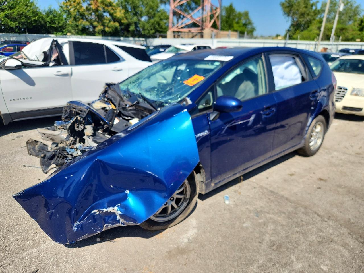 JTDZN3EUXHJ064784 · 2017 TOYOTA PRIUS V