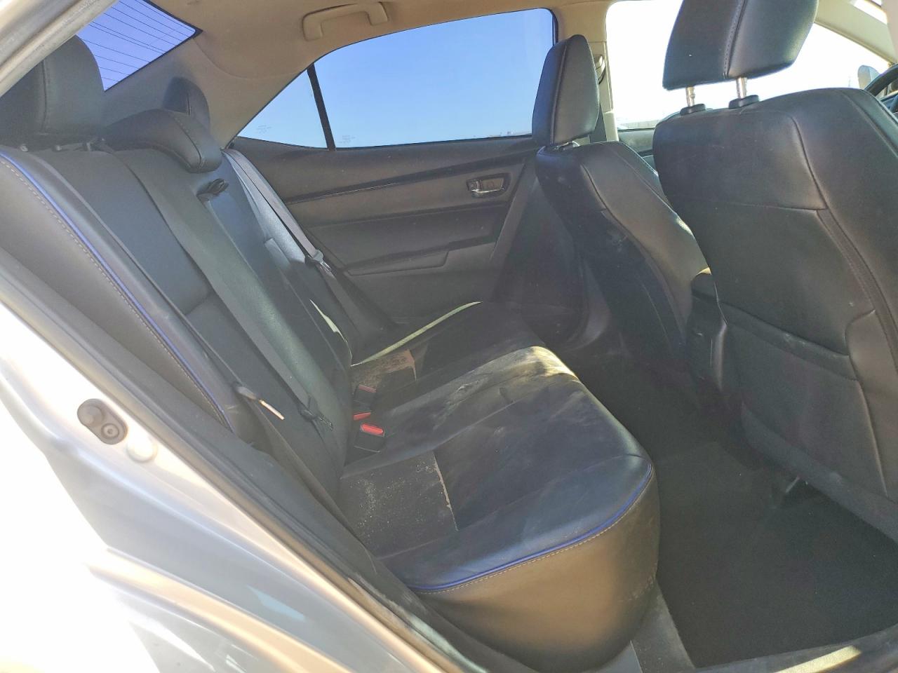 5YFBURHEXHP606330 · 2017 TOYOTA COROLLA · 10/13