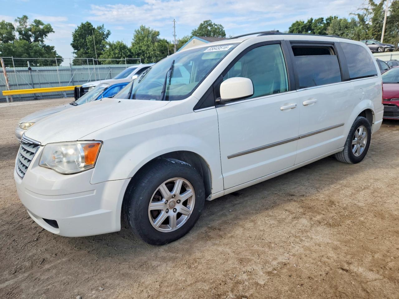 2A4RR5D13AR221378 · 2010 CHRYSLER TOWN & COUNTRY