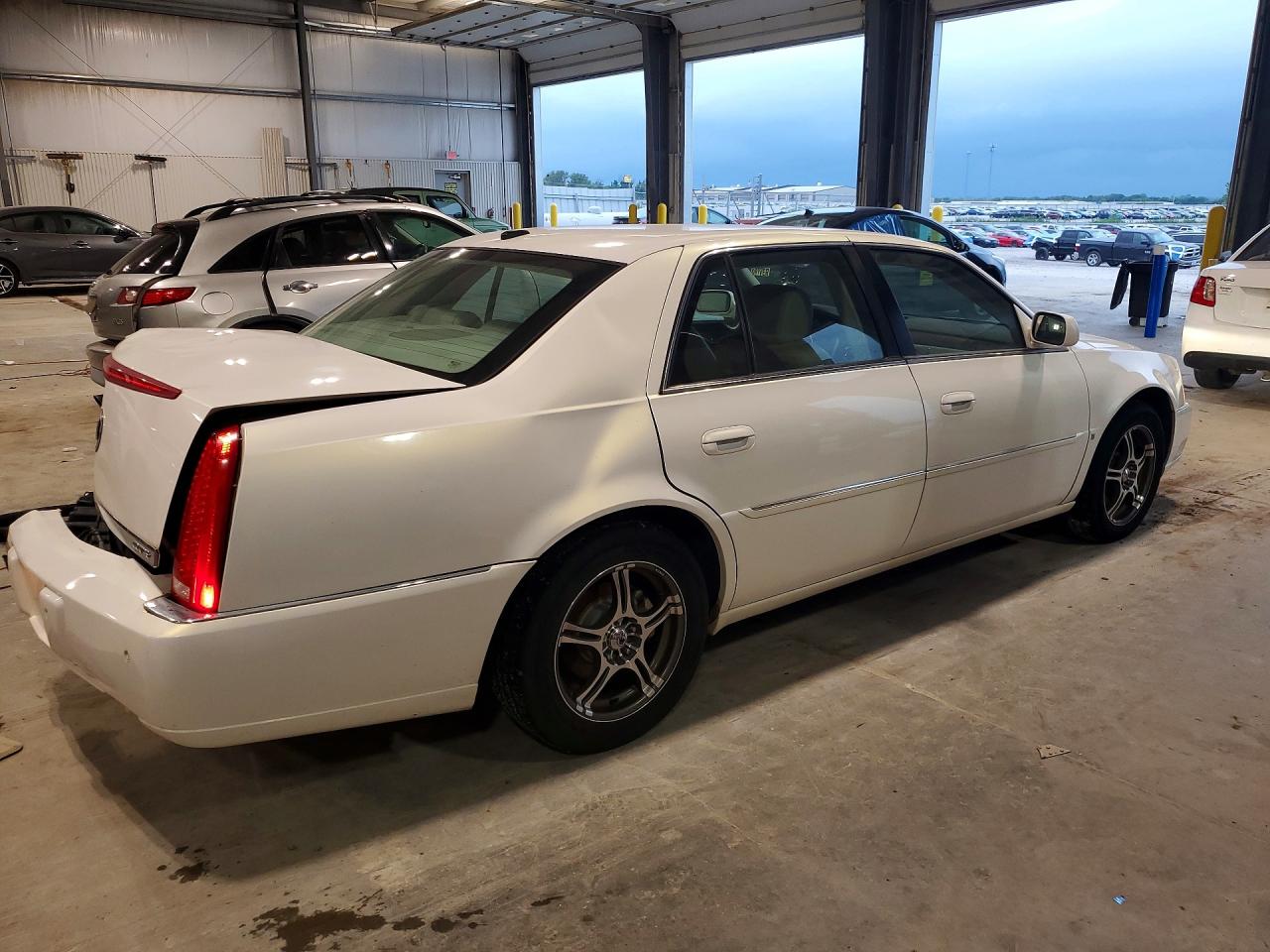 1G6KD57Y67U122387 · 2007 CADILLAC DTS · 3/12