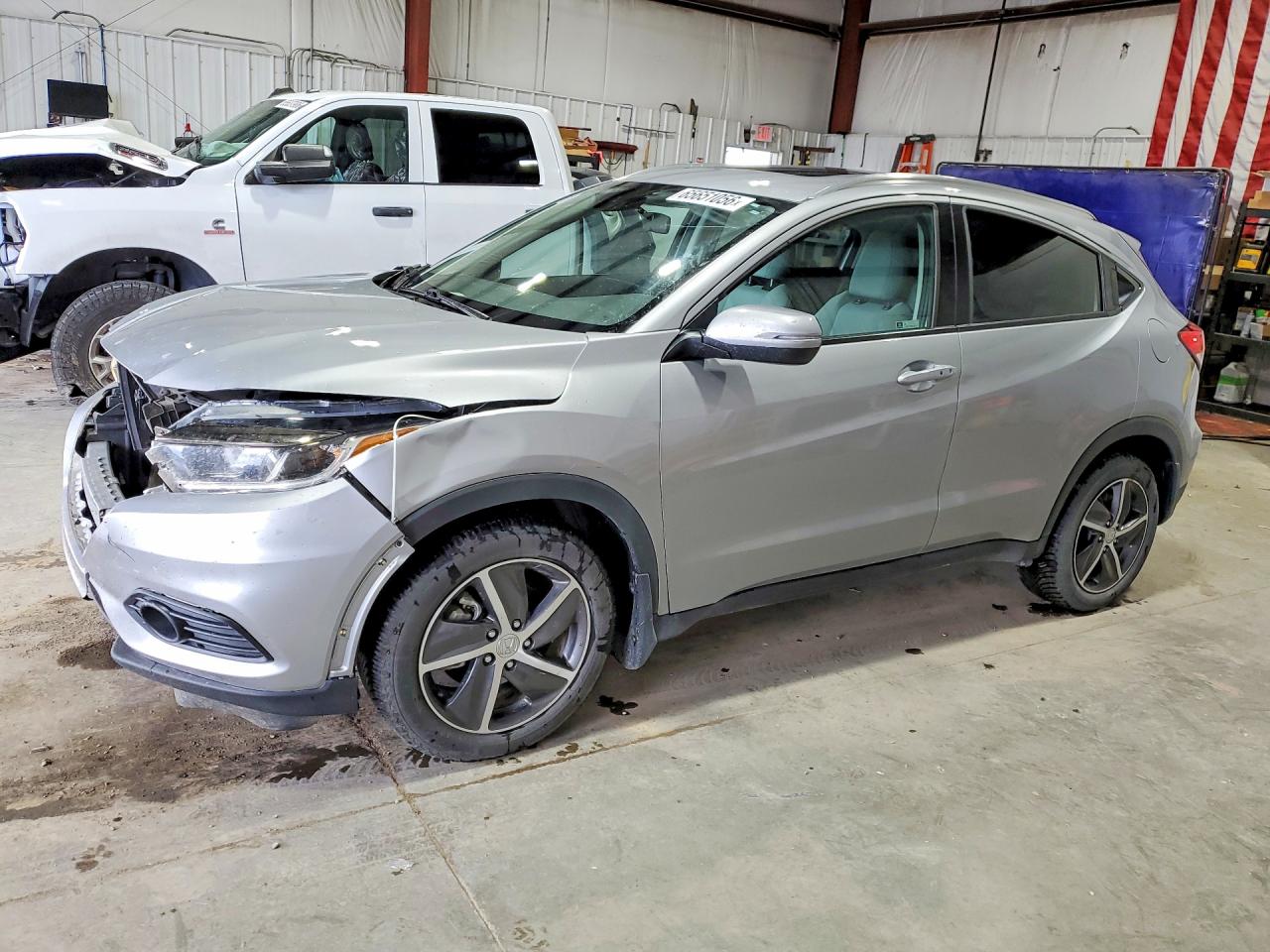 3CZRU6H56NM718424 · 2022 HONDA HR-V