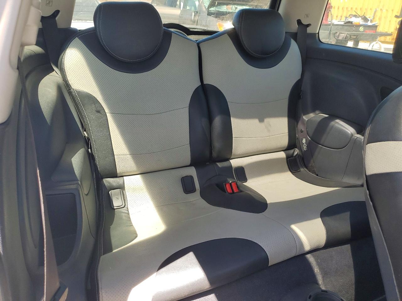 WMWRE33565TG97570 · 2005 MINI COOPER · 10/12