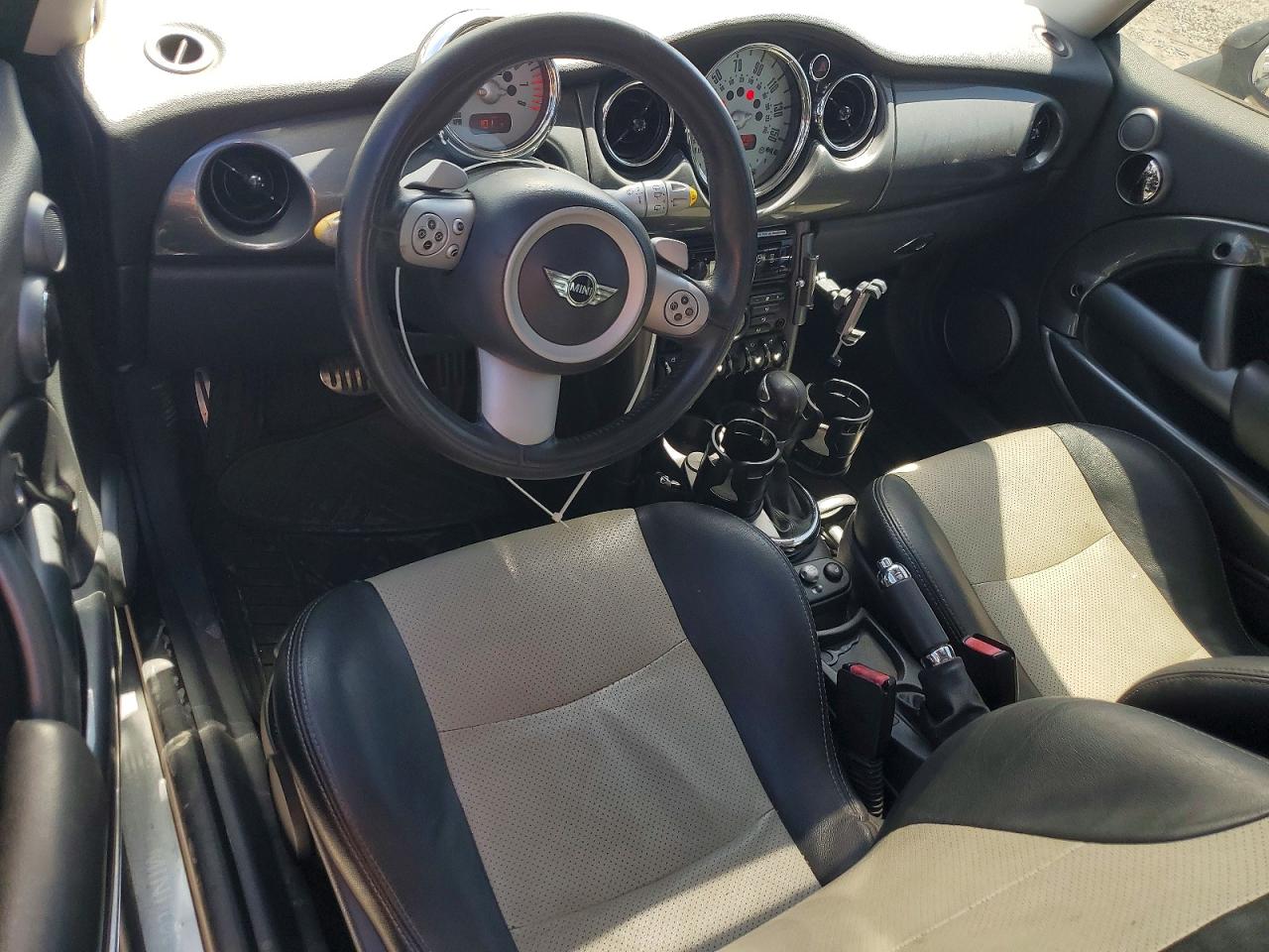 WMWRE33565TG97570 · 2005 MINI COOPER · 8/12