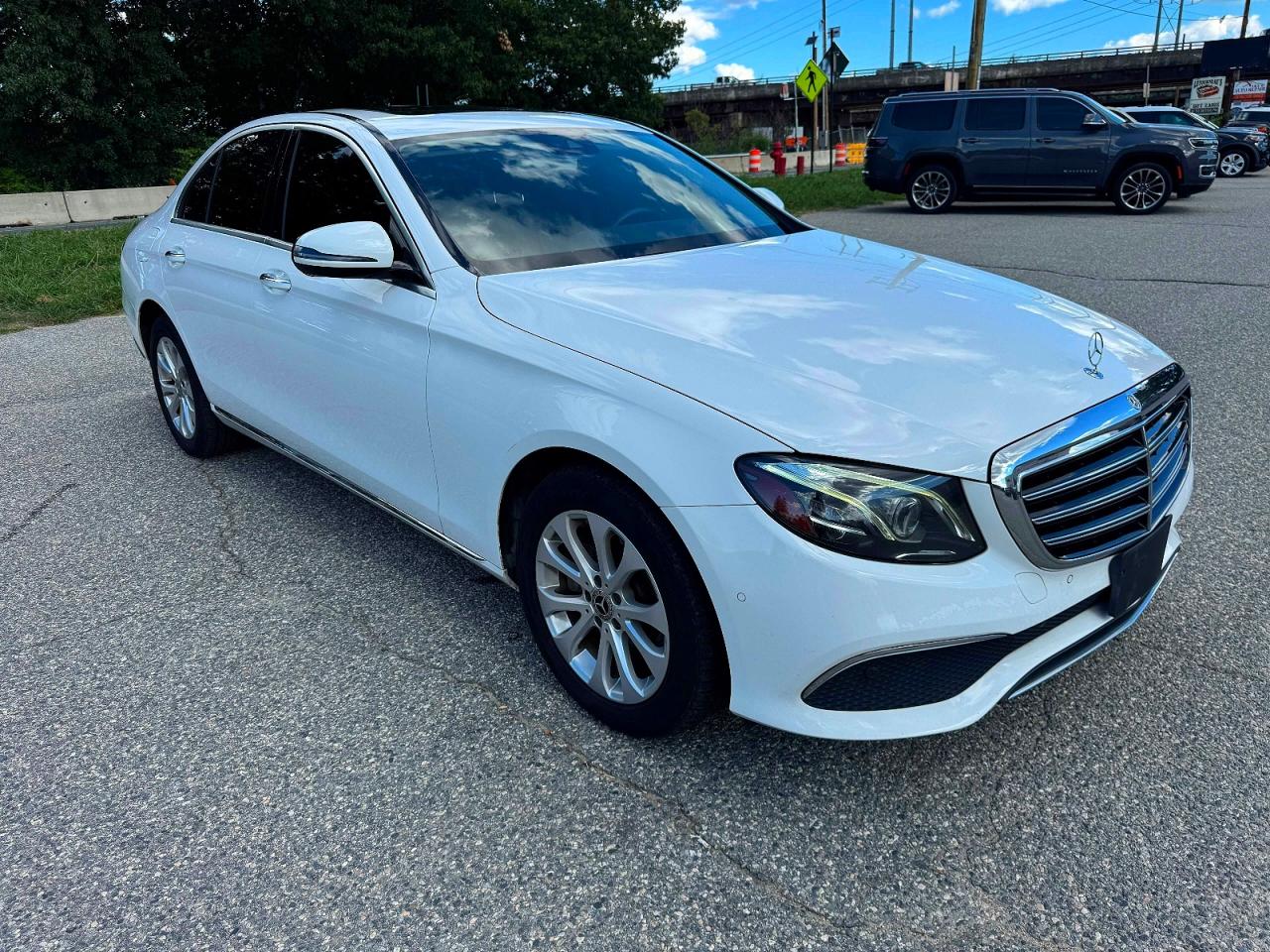 WDDZF4KB2JA357757 · 2018 MERCEDES-BENZ E