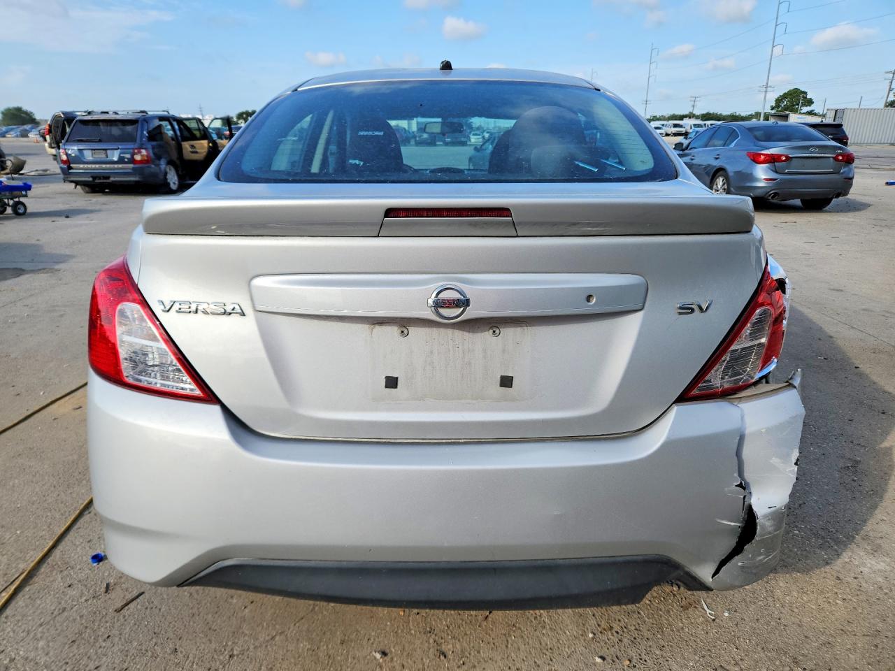 3N1CN7AP1HL810287 · 2017 NISSAN VERSA · 6/12