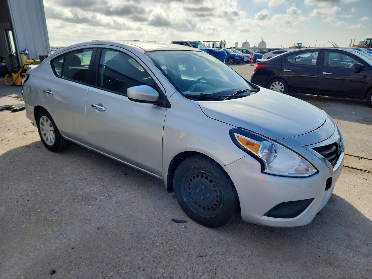 3N1CN7AP1HL810287 · 2017 NISSAN VERSA · 4/12