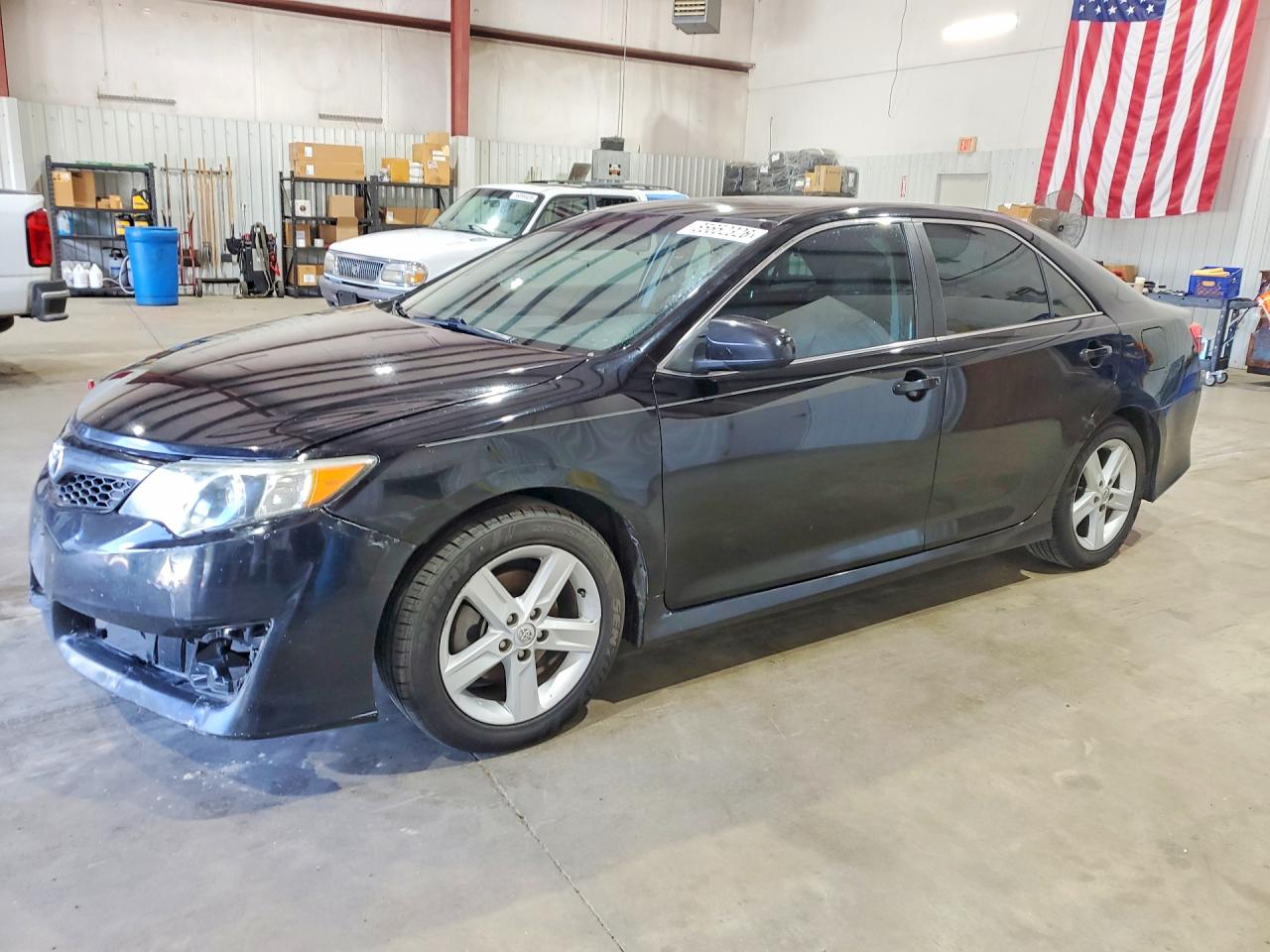 4T1BF1FK0EU775304 · 2014 TOYOTA CAMRY