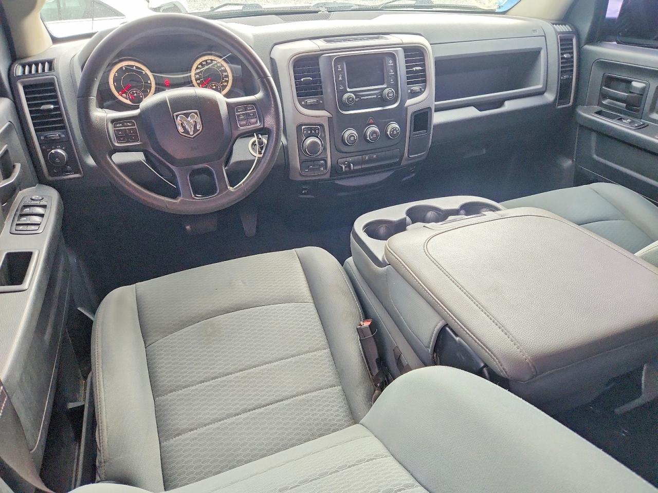 1C6RR7FT7HS599817 · 2017 RAM 1500 · 8/12