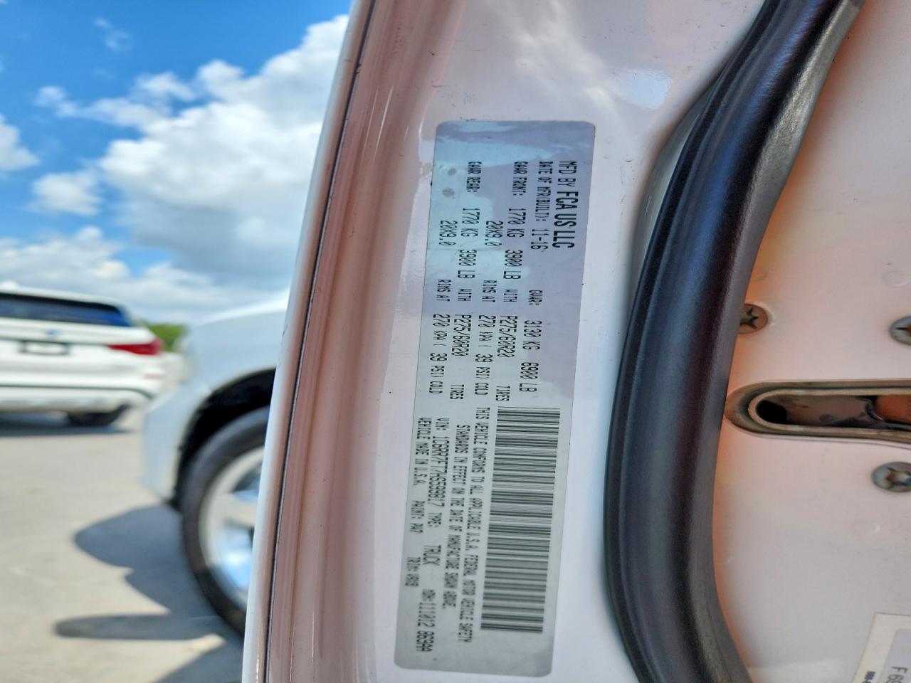 1C6RR7FT7HS599817 · 2017 RAM 1500 · 12/12