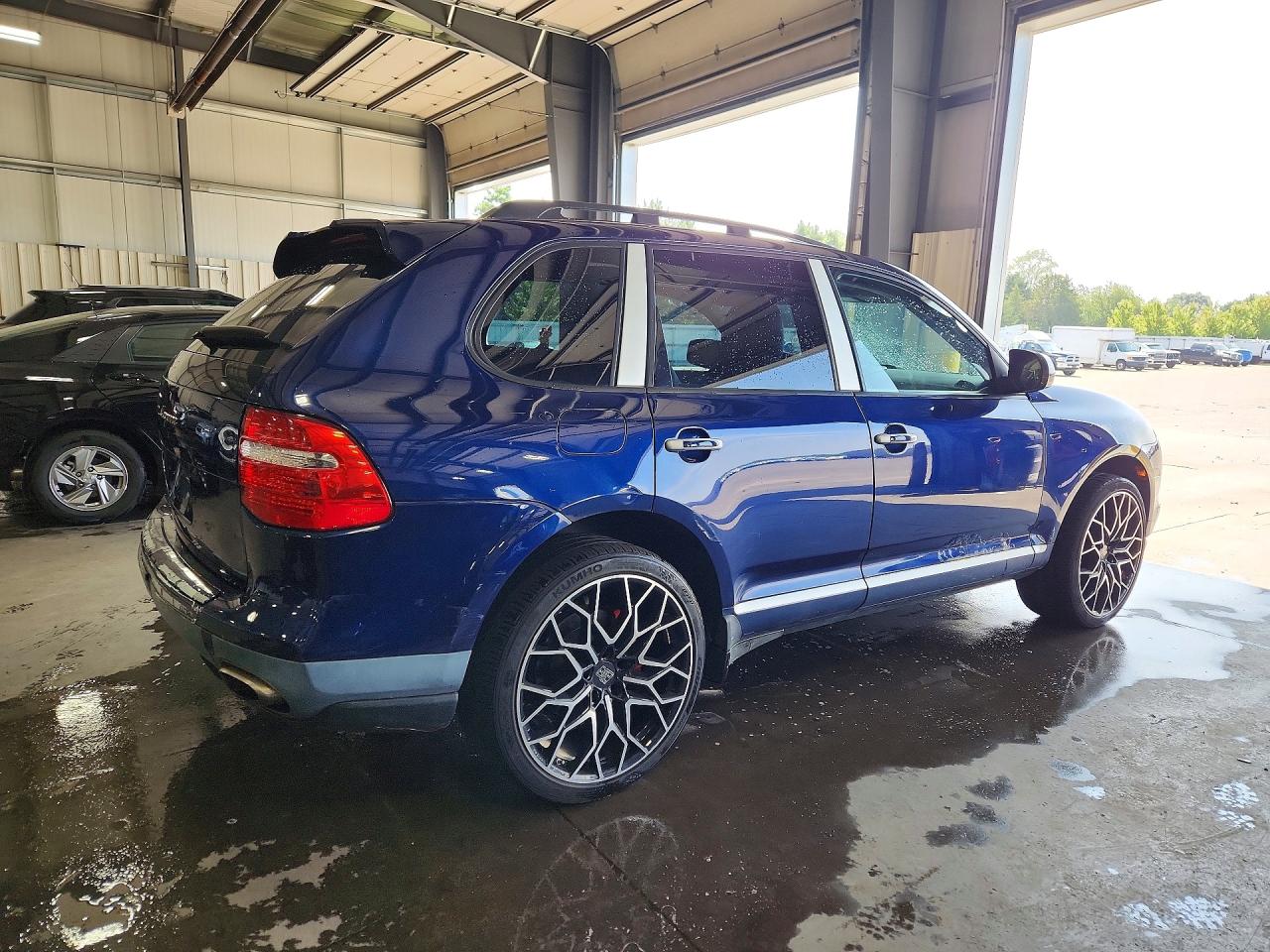 WP1AA29P09LA09143 · 2009 PORSCHE CAYENNE · 3/12