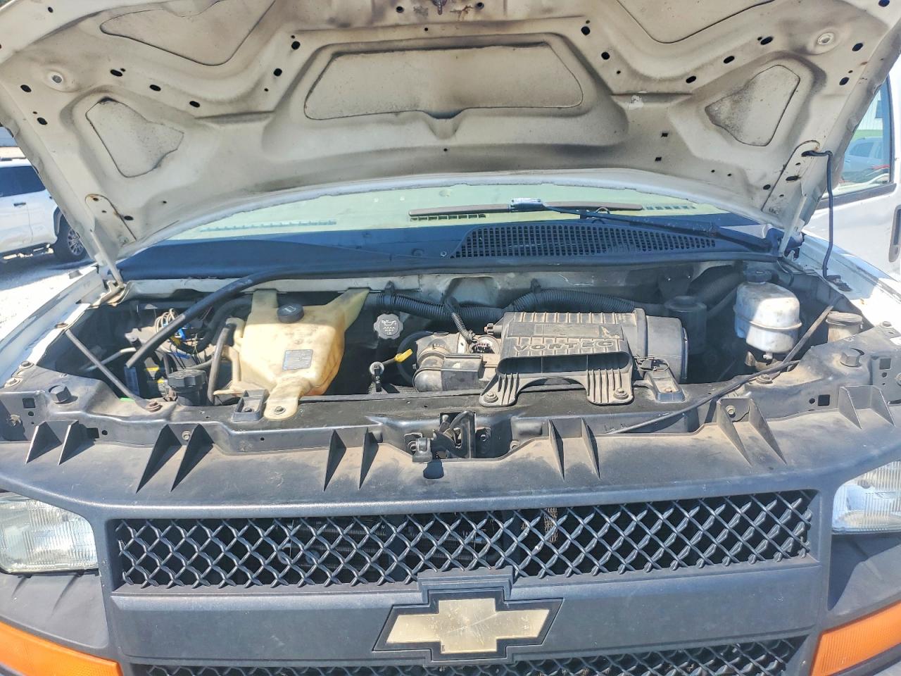 1GCWGFCG2B1138766 · 2011 CHEVROLET EXPRESS G2500 · 11/12