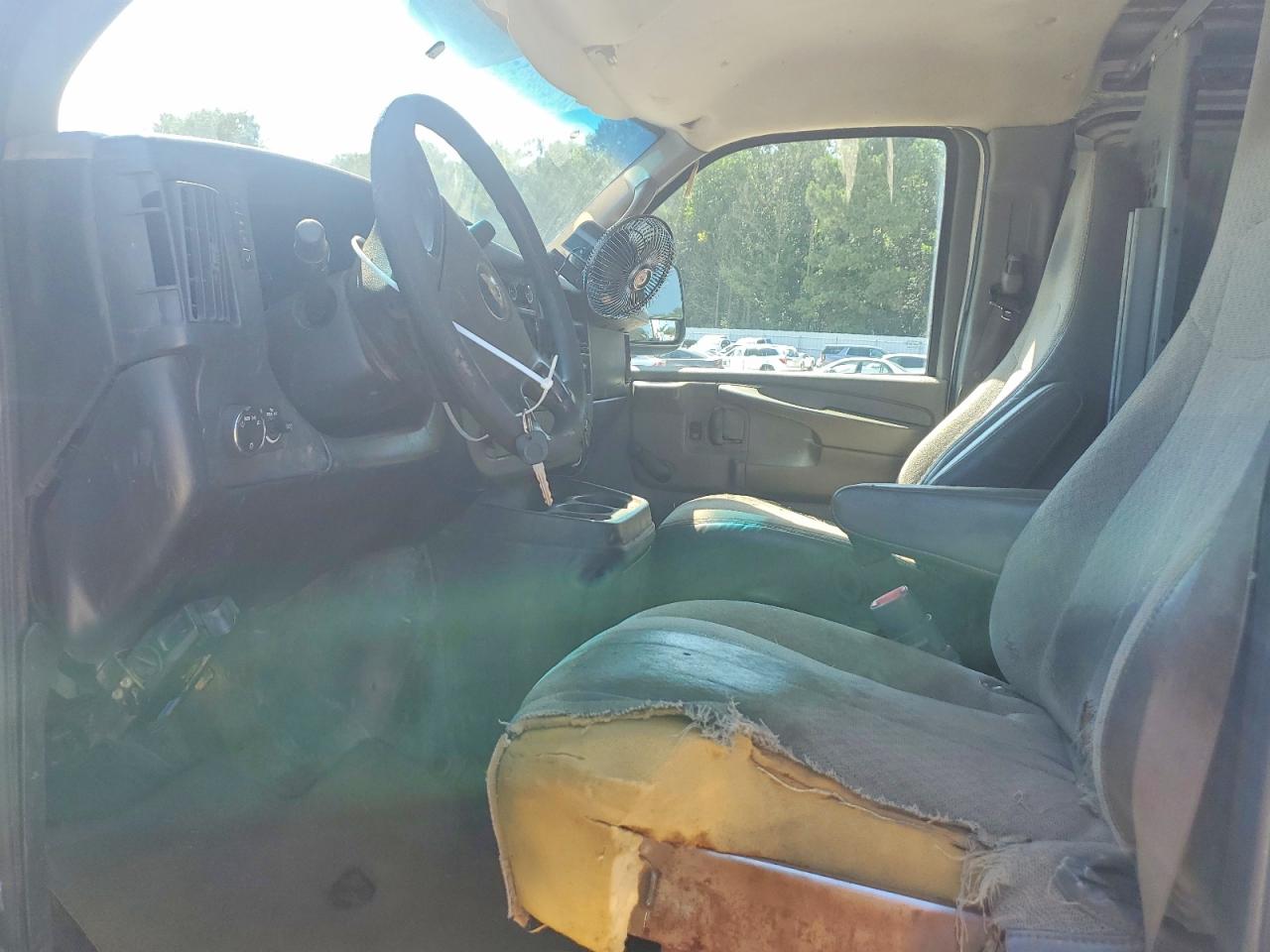 1GCWGFCG2B1138766 · 2011 CHEVROLET EXPRESS G2500 · 7/12