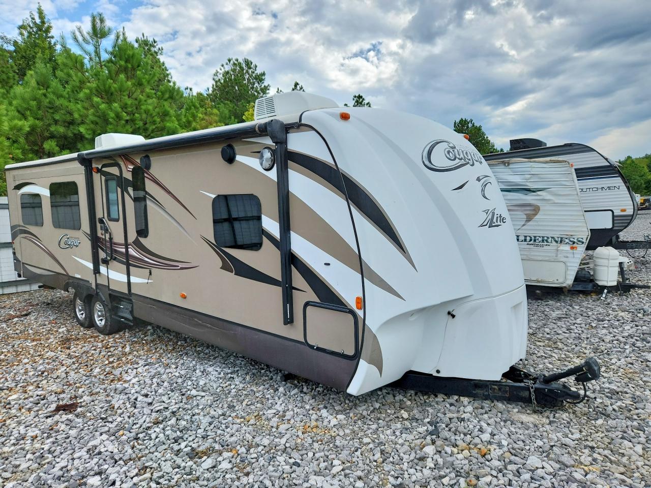 4YDT33R27FV503480 · 2015 KEYSTONE COUGAR · 4/10