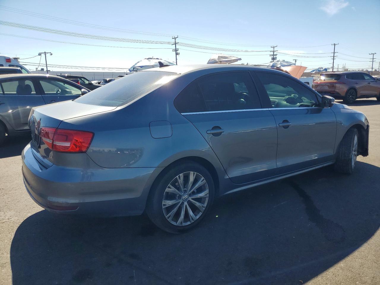 3VWD17AJ2FM323077 · 2015 VOLKSWAGEN JETTA · 3/12