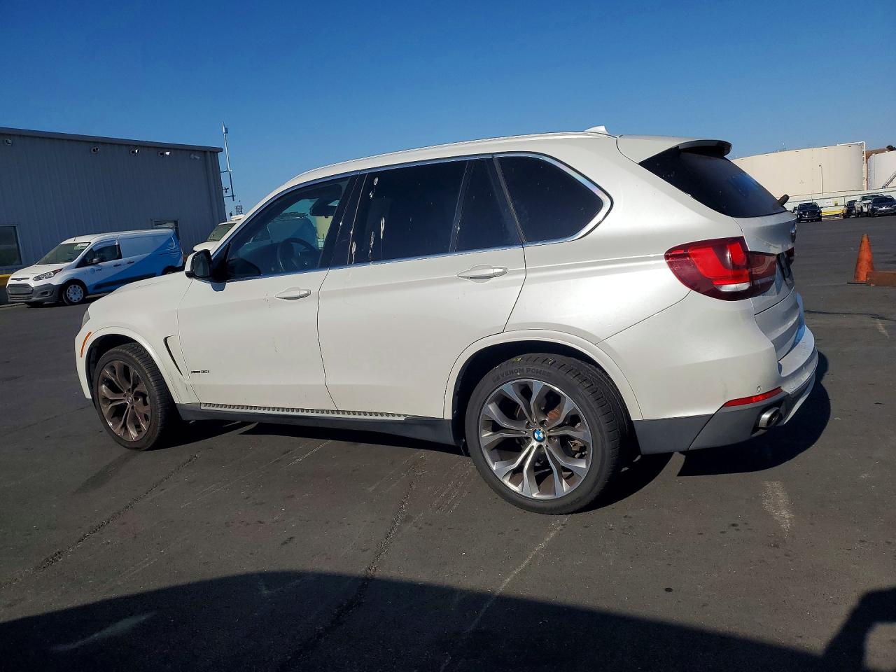 5UXKR0C5XE0K50471 · 2014 BMW X5 · 2/13