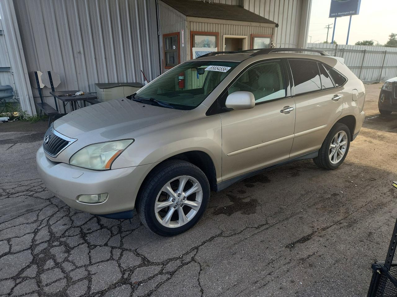 2T2HK31U98C063305 · 2008 LEXUS RX
