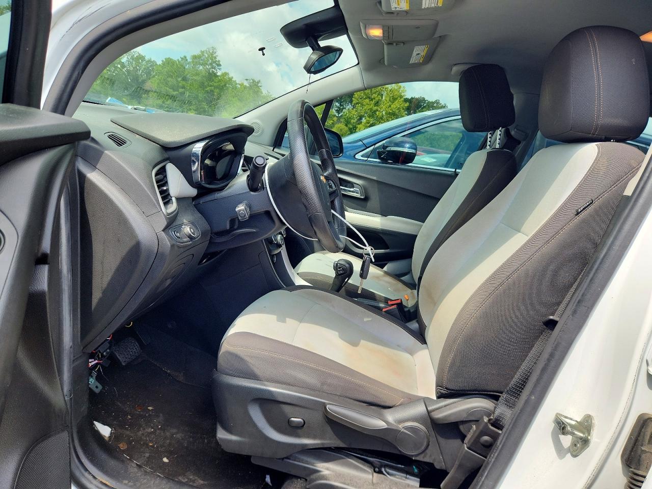 KL7CJKSB3HB055964 · 2017 CHEVROLET TRAX · 7/13