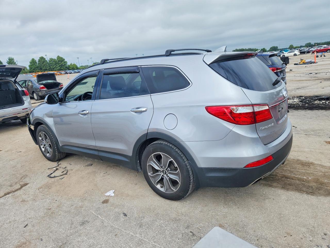 KM8SN4HF1DU017717 · 2013 HYUNDAI SANTA FE · 2/12
