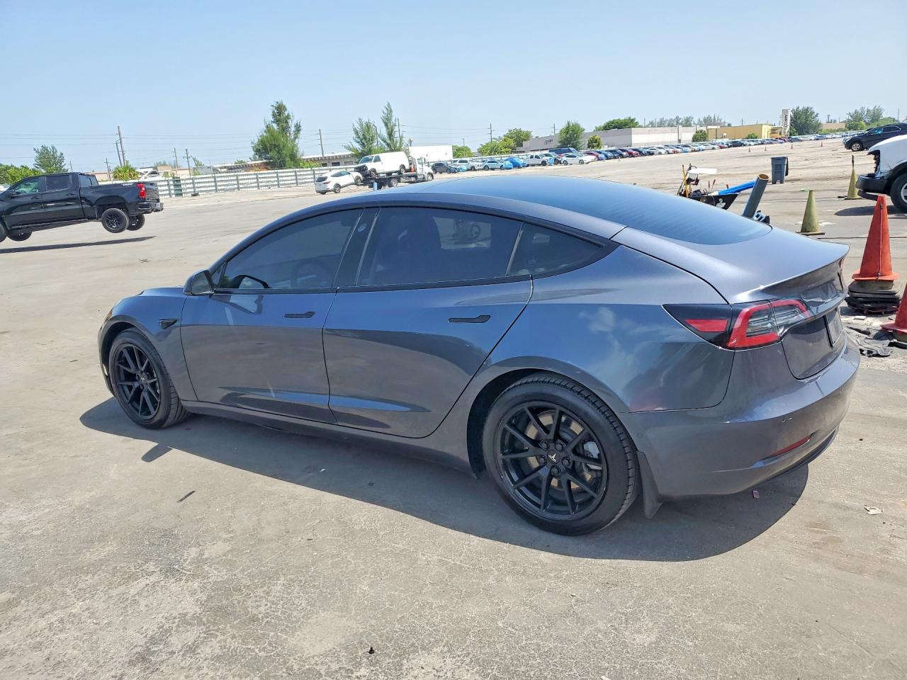 5YJ3E1EA8MF854022 · 2021 TESLA MODEL 3 · 2/12