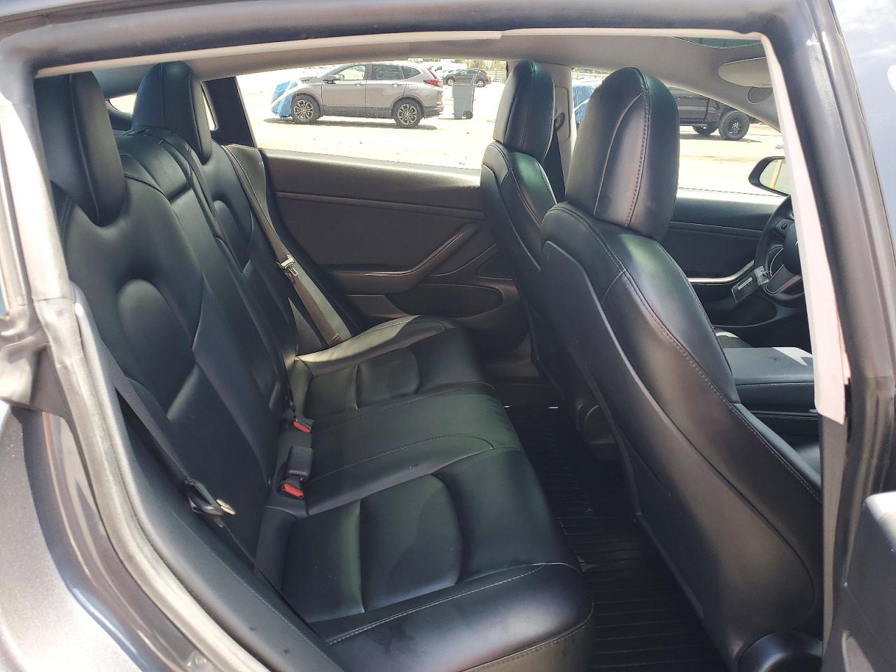5YJ3E1EA8MF854022 · 2021 TESLA MODEL 3 · 10/12