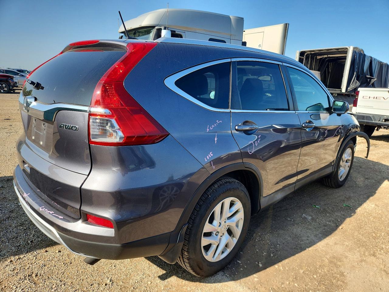 2HKRM4H71FH668079 · 2015 HONDA CR-V · 3/13