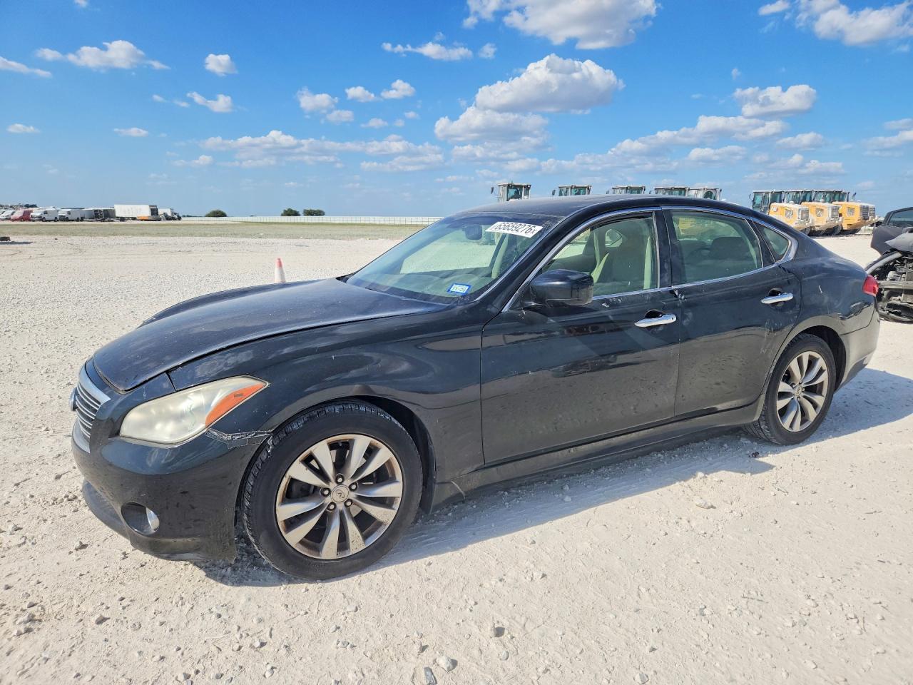 2013 INFINITI M37
