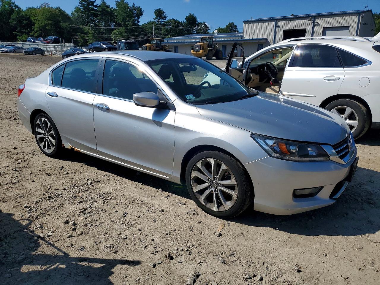 1HGCR2F54EA109596 · 2014 HONDA ACCORD · 4/12