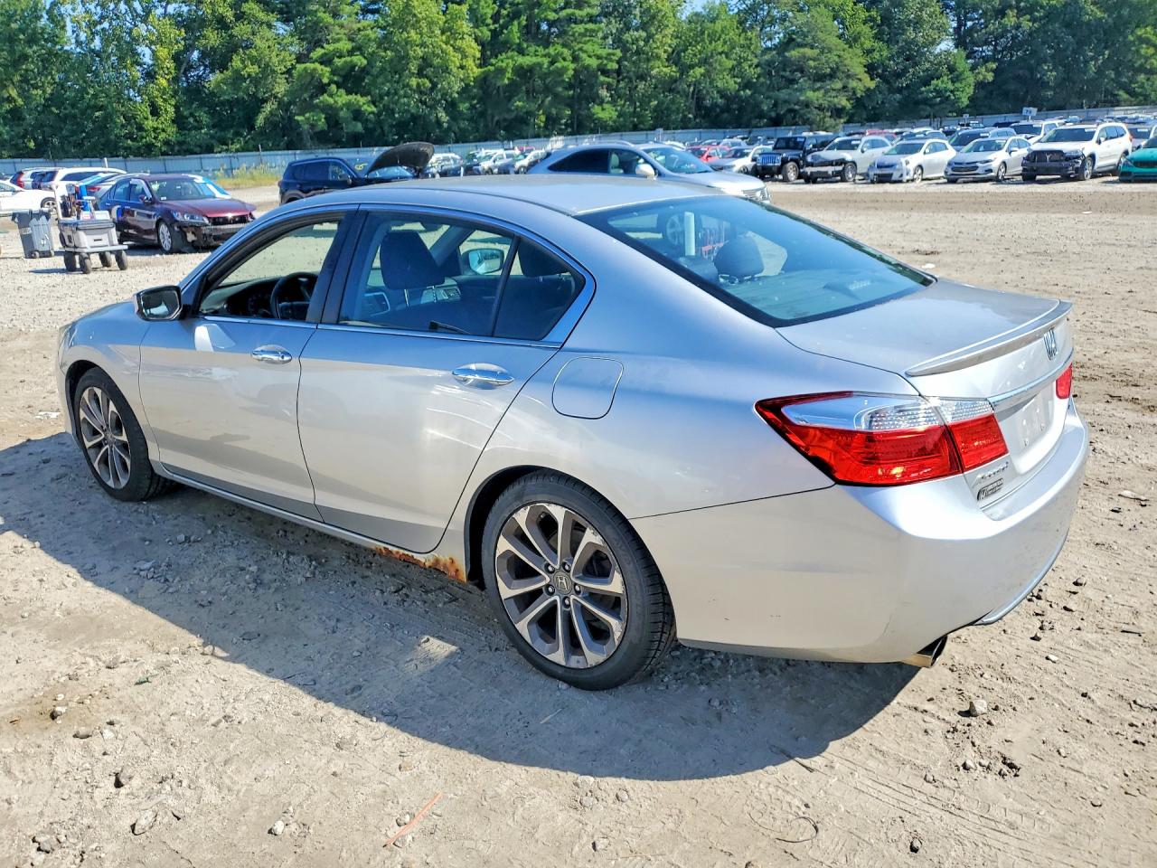 1HGCR2F54EA109596 · 2014 HONDA ACCORD · 2/12
