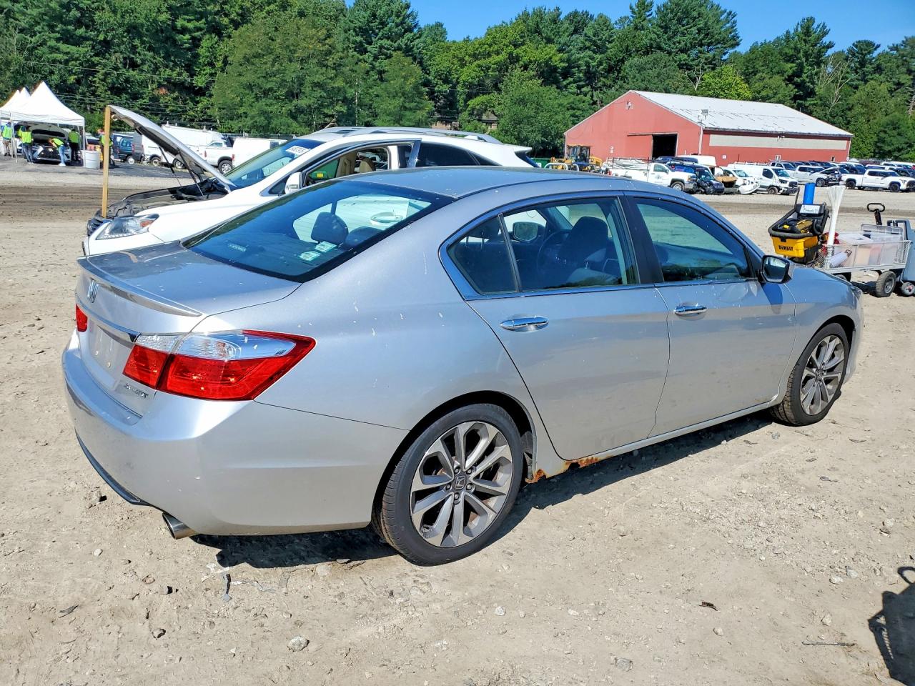 1HGCR2F54EA109596 · 2014 HONDA ACCORD · 3/12