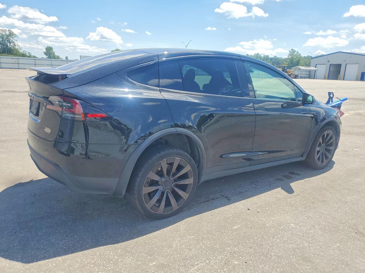 7SAXCBE66PF376439 · 2023 TESLA MODEL X · 3/13