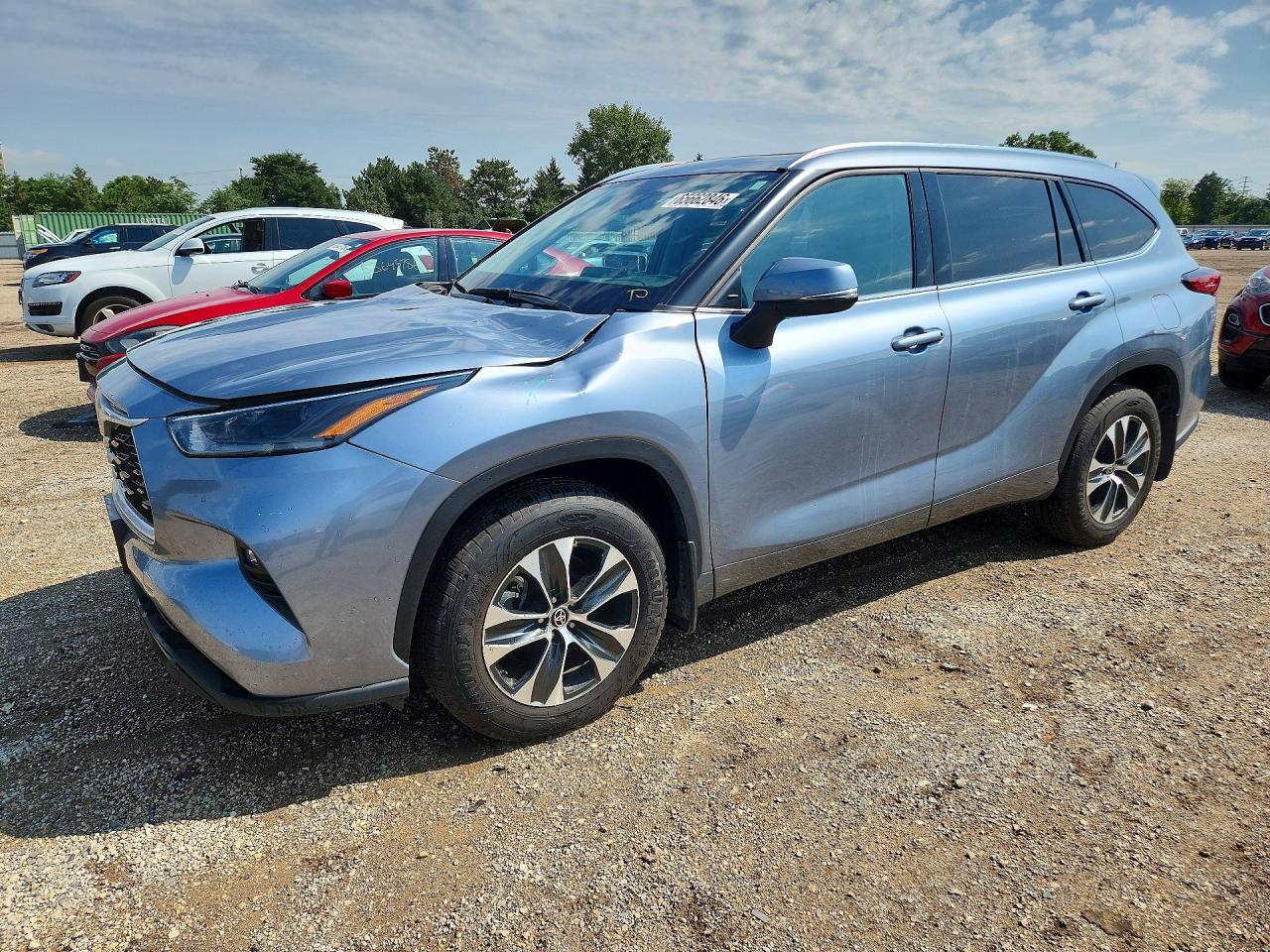 5TDGZRBH6MS061576 · 2021 TOYOTA HIGHLANDER