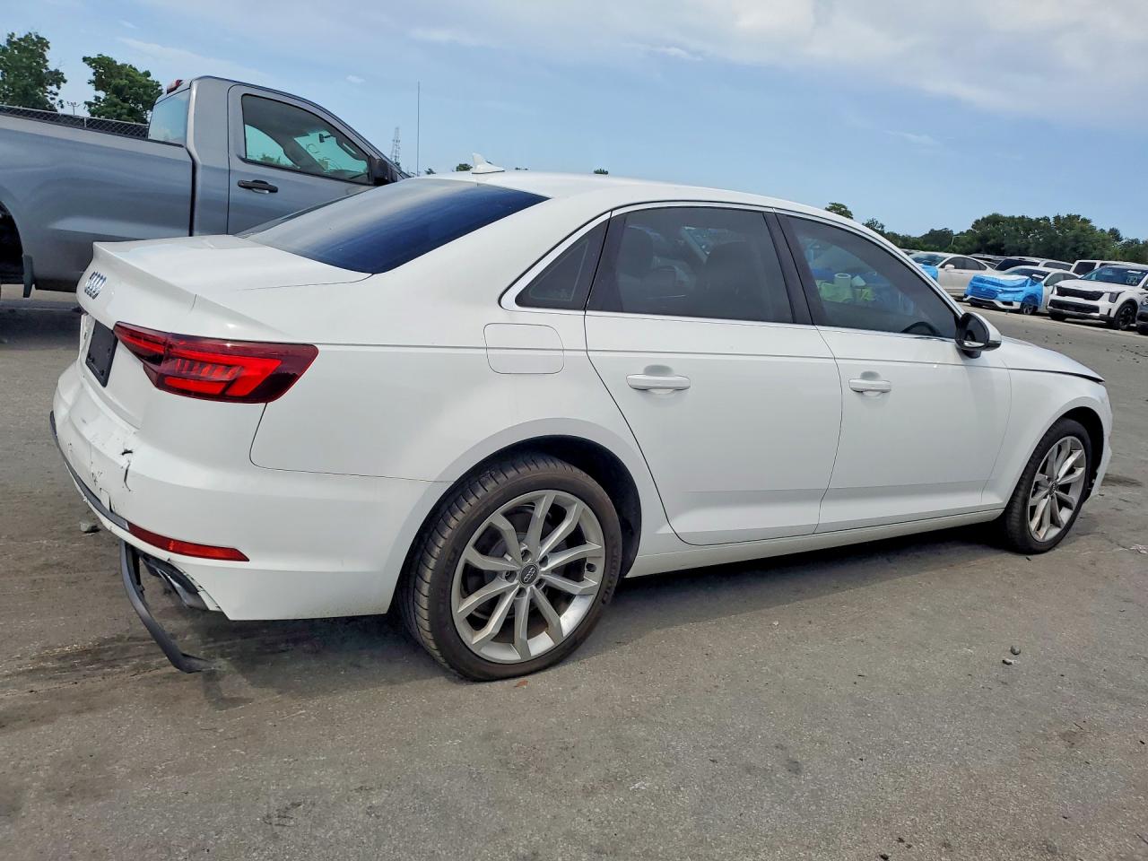 WAUGMAF46KN002129 · 2019 AUDI A4 · 3/12