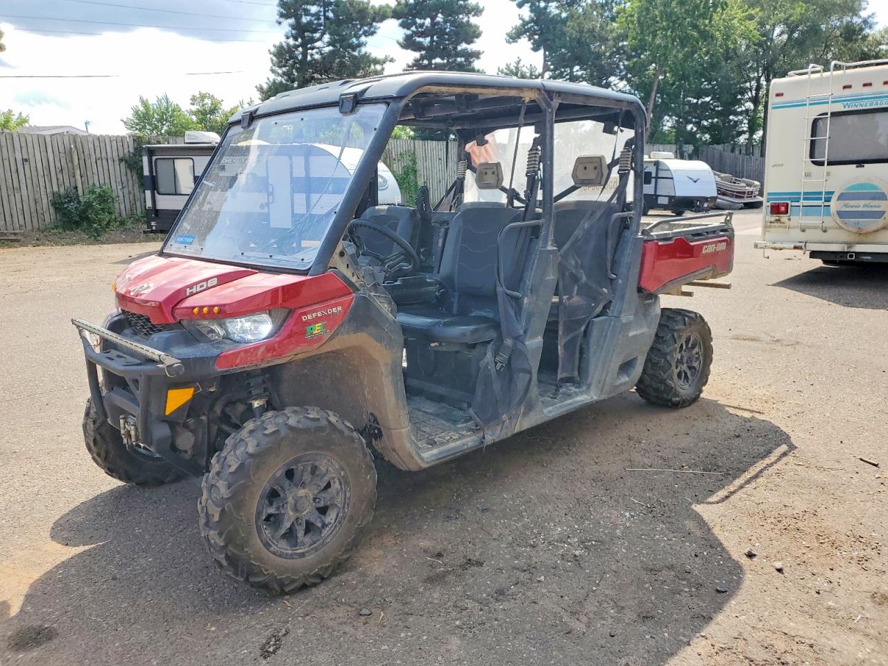 3JBUCAN44JK000624 · 2018 CAN-AM DEFENDER · 2/10