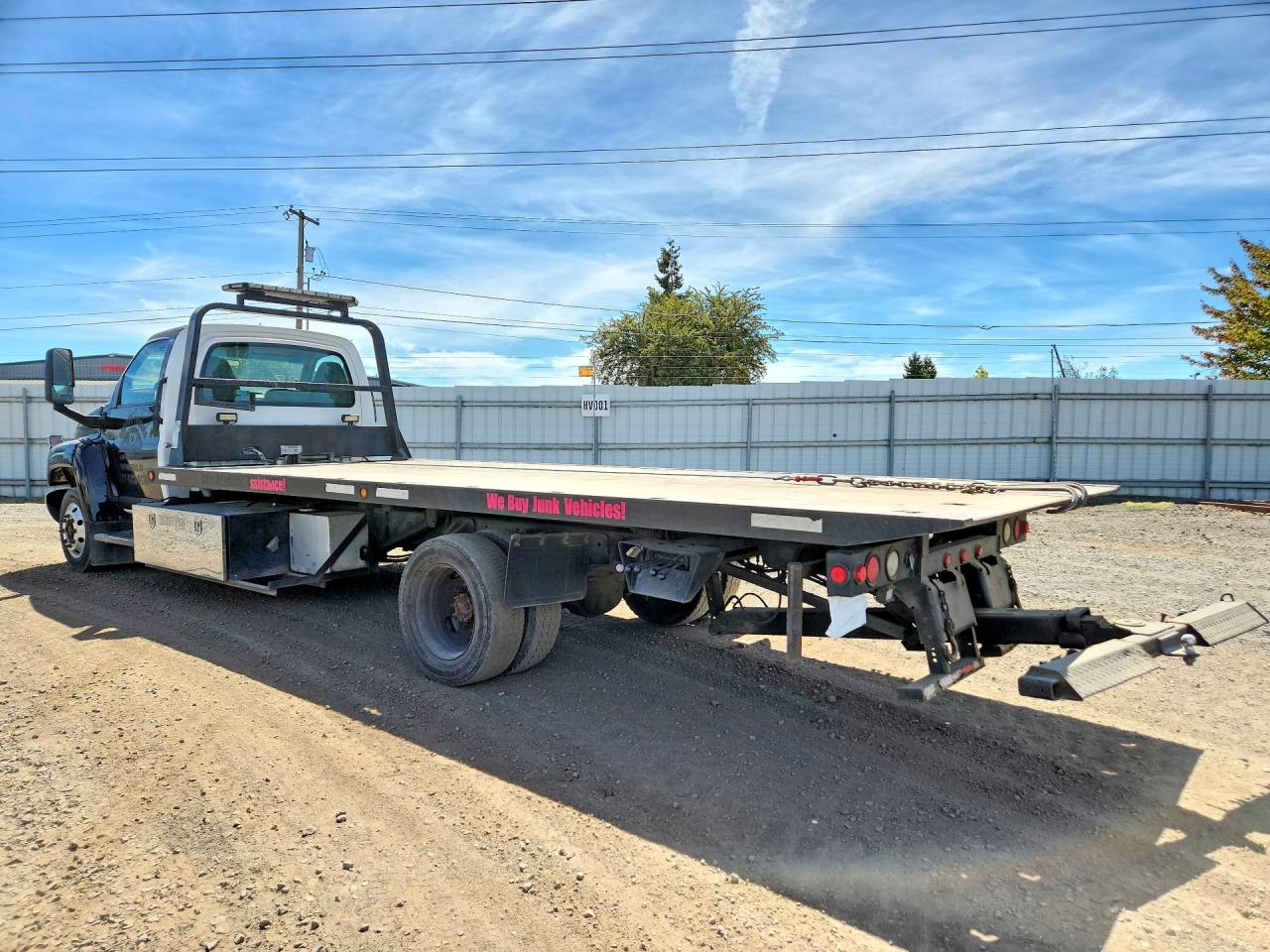 1GDE5C1285F524313 · 2005 GMC C5500 · 2/13
