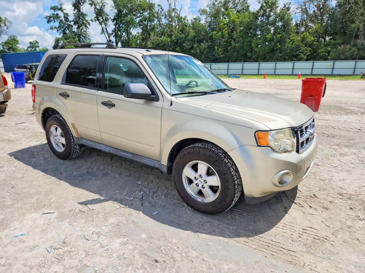 1FMCU0D77CKA41870 · 2012 FORD ESCAPE · 4/13
