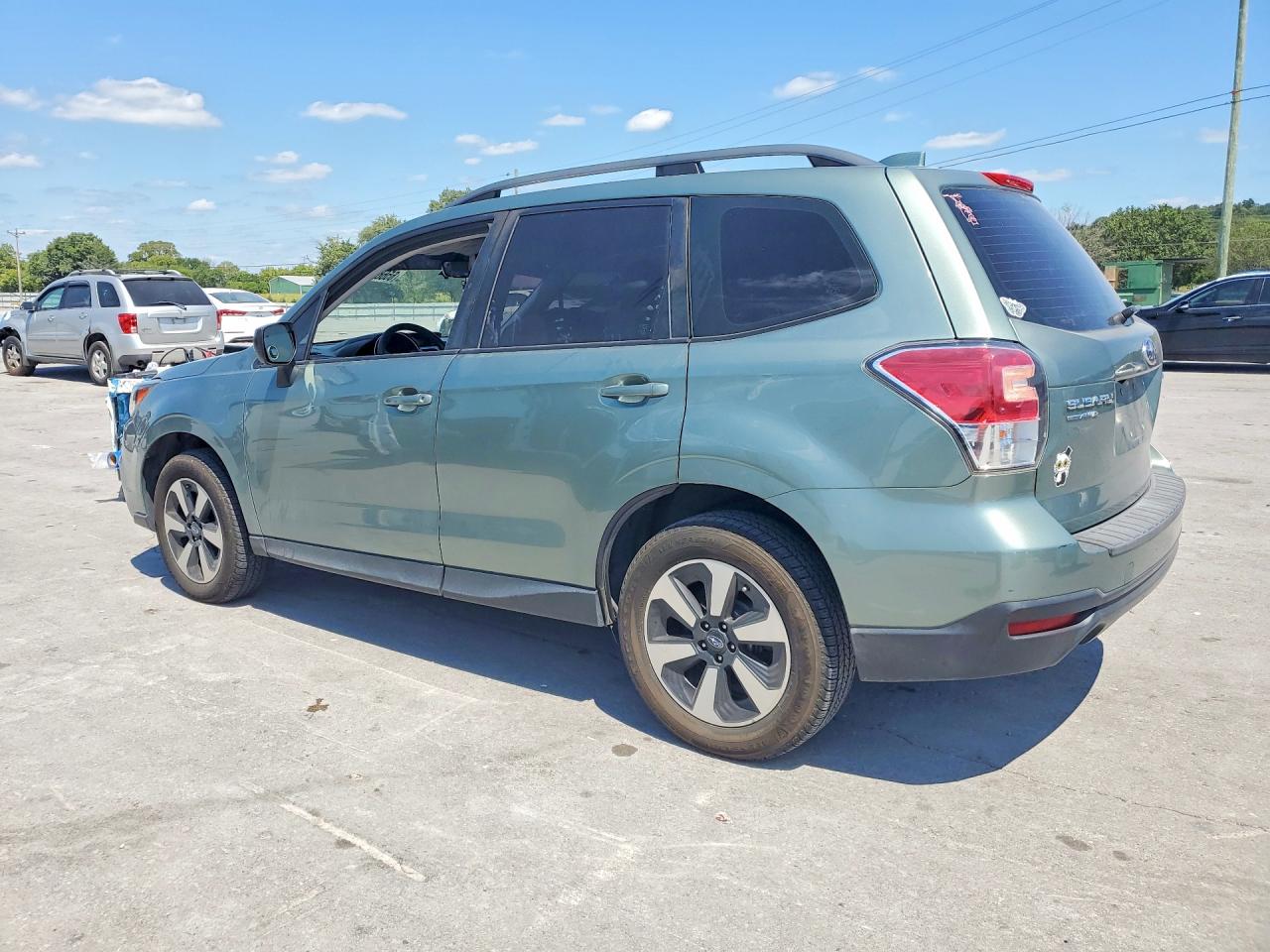JF2SJABC1HH462004 · 2017 SUBARU FORESTER · 2/13
