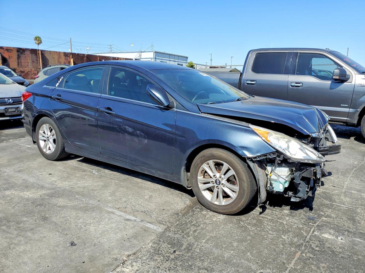 5NPEB4AC5CH478096 · 2012 HYUNDAI SONATA · 4/12