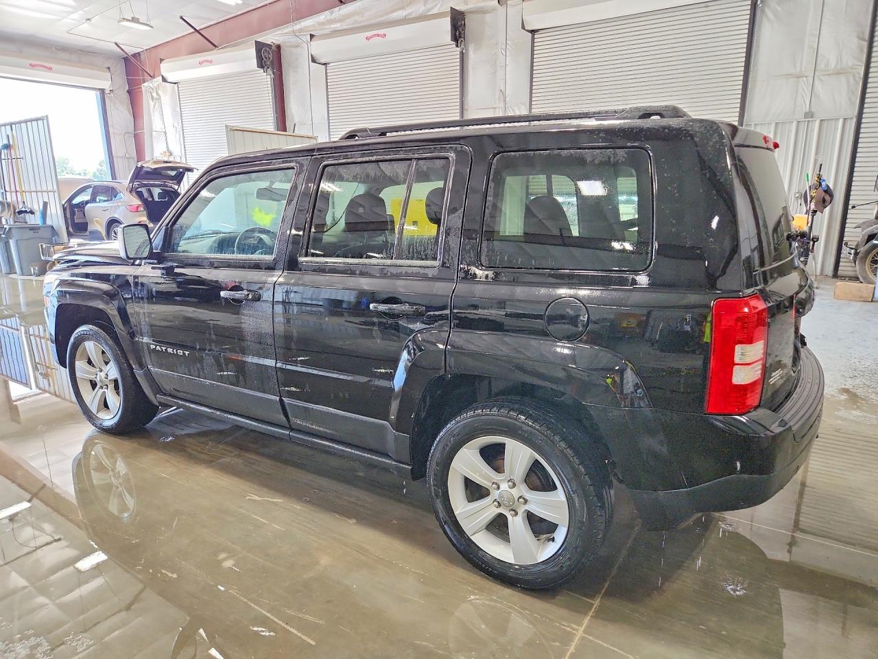 1C4NJPFA1ED520154 · 2014 JEEP PATRIOT · 2/12