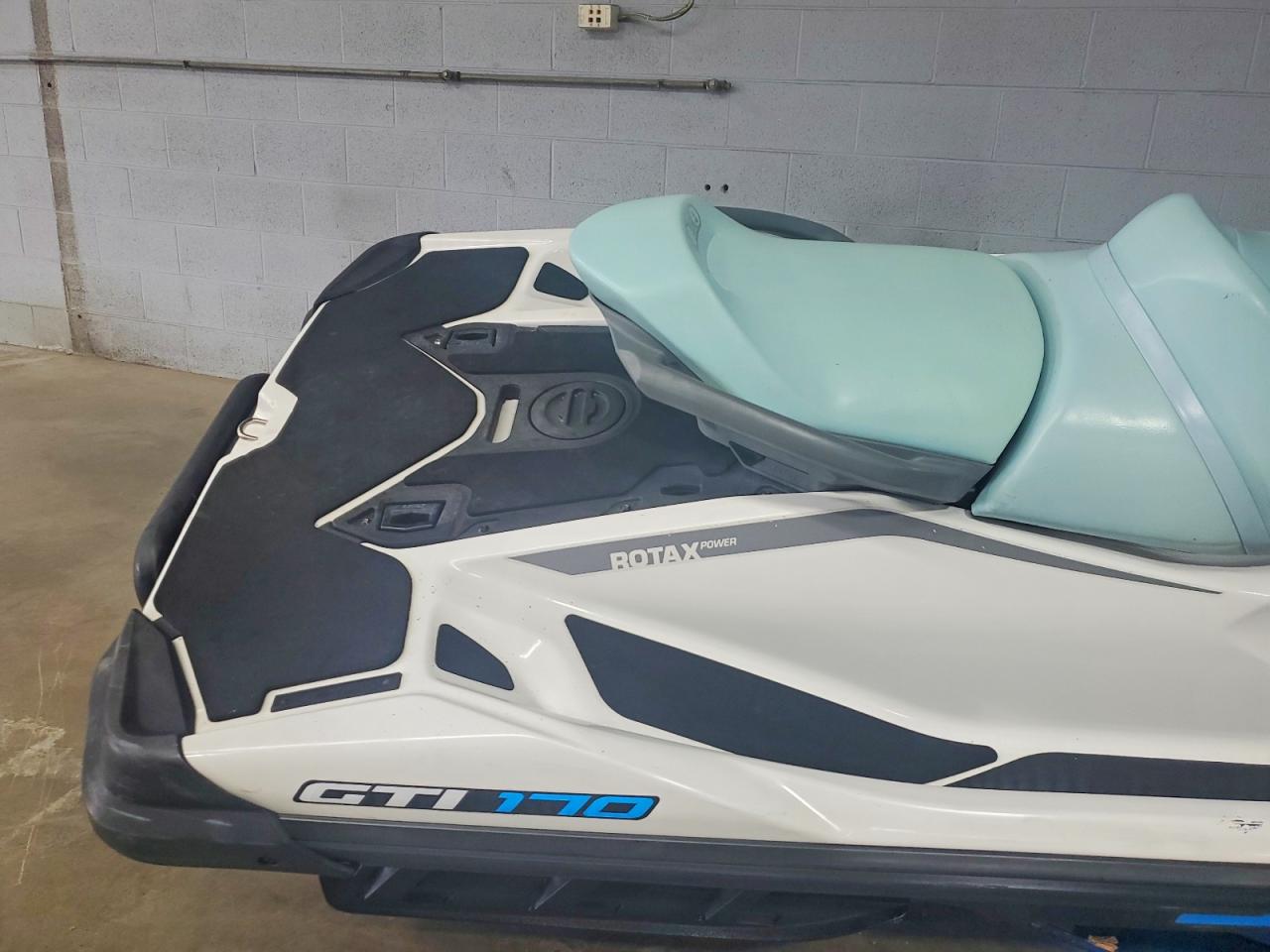 YDV22759J324 · 2024 SEA-DOO JET SKI · 6/10