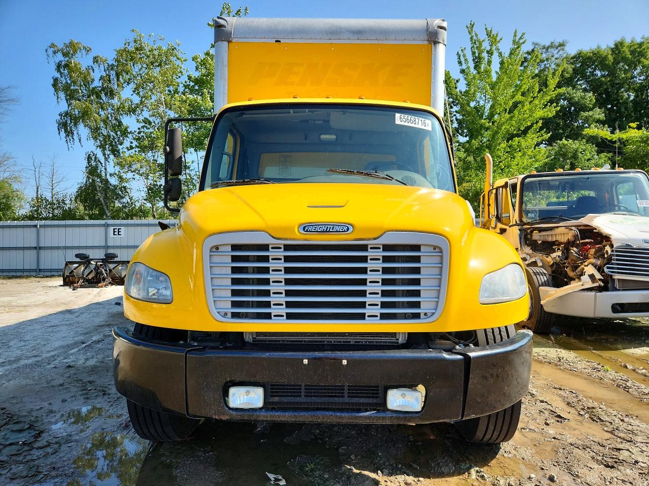 3ALACWFC8JDJH5069 · 2018 FREIGHTLINER M2 · 5/12
