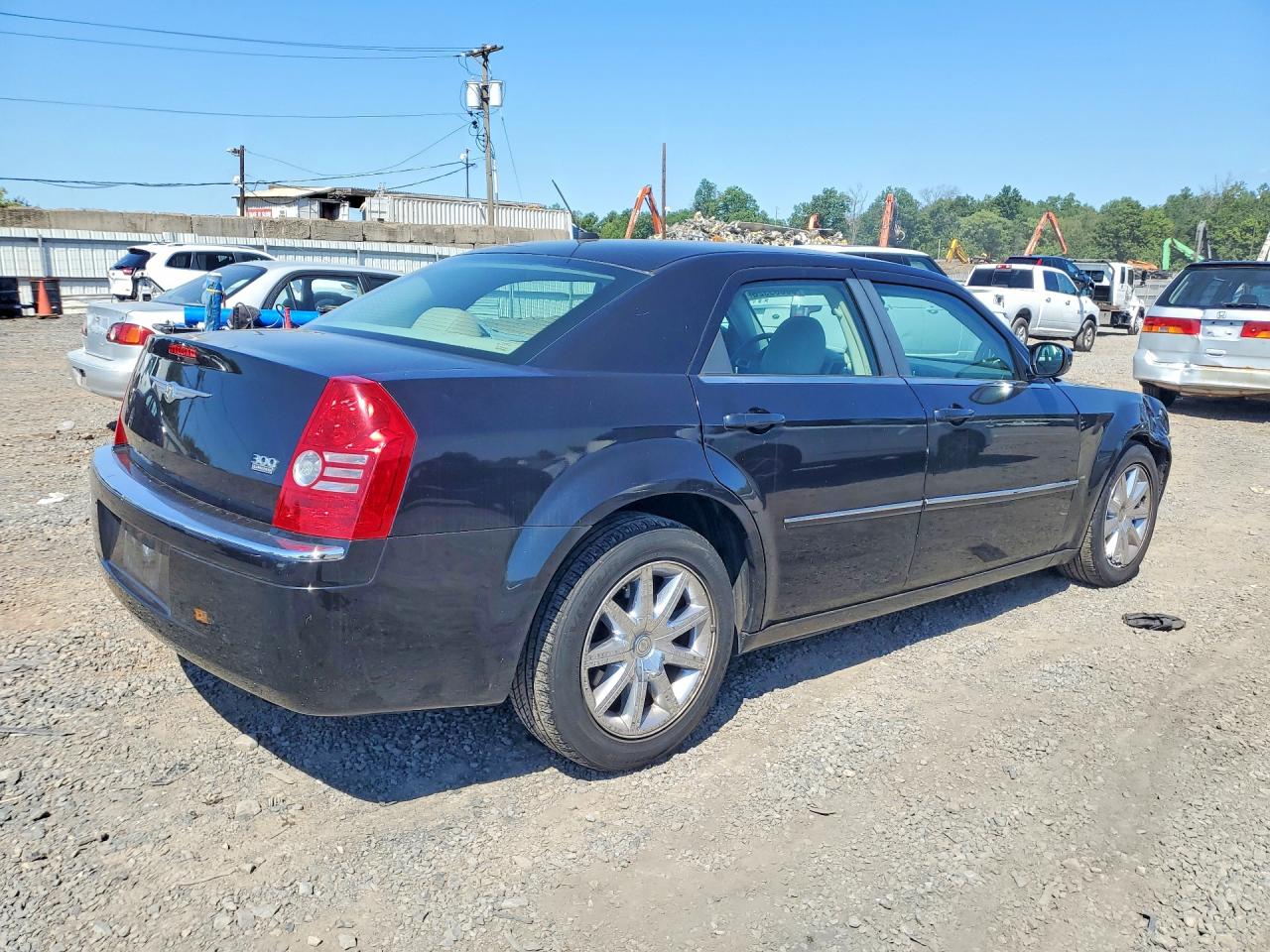 2C3LA33GX8H217460 · 2008 CHRYSLER 300 · 3/12