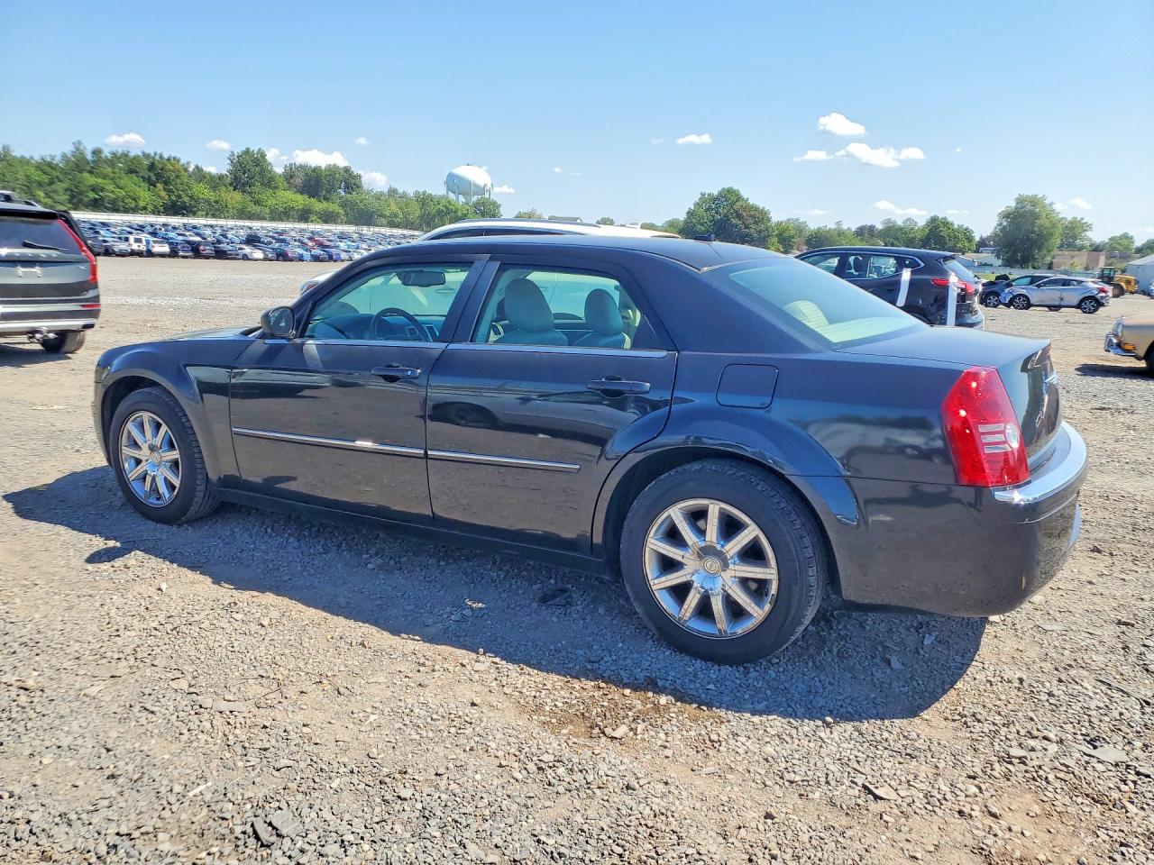 2C3LA33GX8H217460 · 2008 CHRYSLER 300 · 2/12