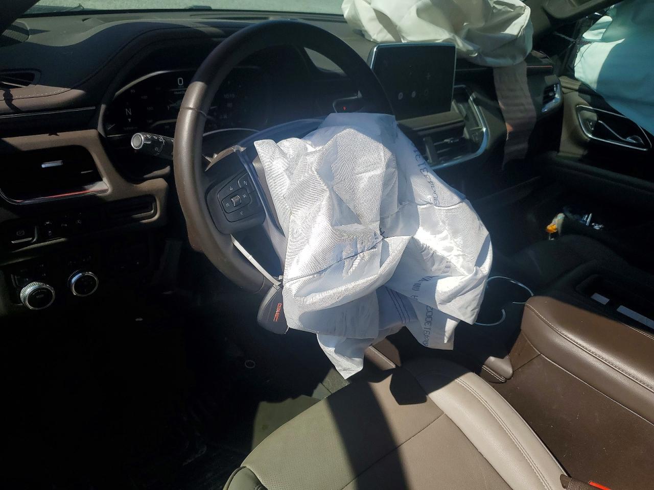 1GKS2BKD4PR267554 · 2023 GMC YUKON · 8/13